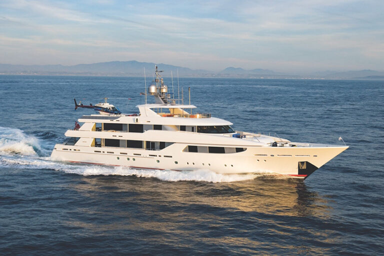 vie-magazine-westport-yachts-hero-min