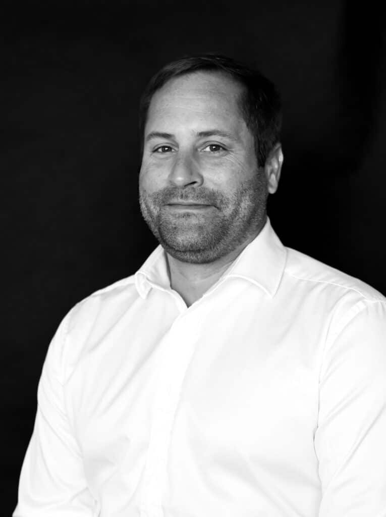 PETER GLAHN