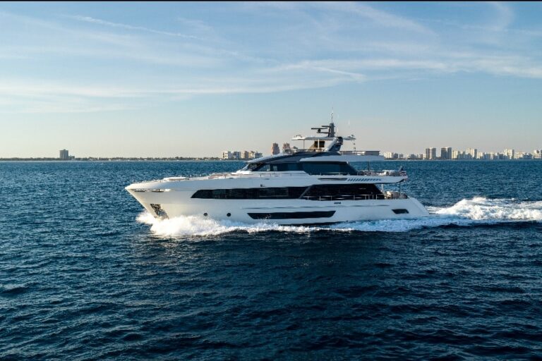 OCEAN ALEXANDER 35P SOLD BY ANDREW TROYER-TROYER